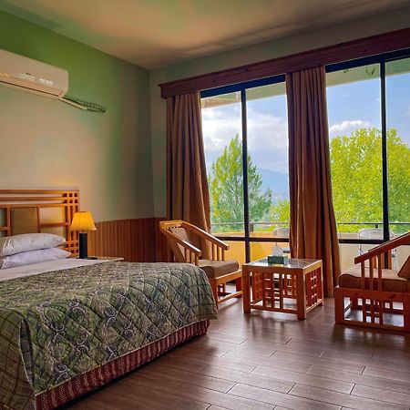 Rock City Resort Saidu Sharif Екстер'єр фото