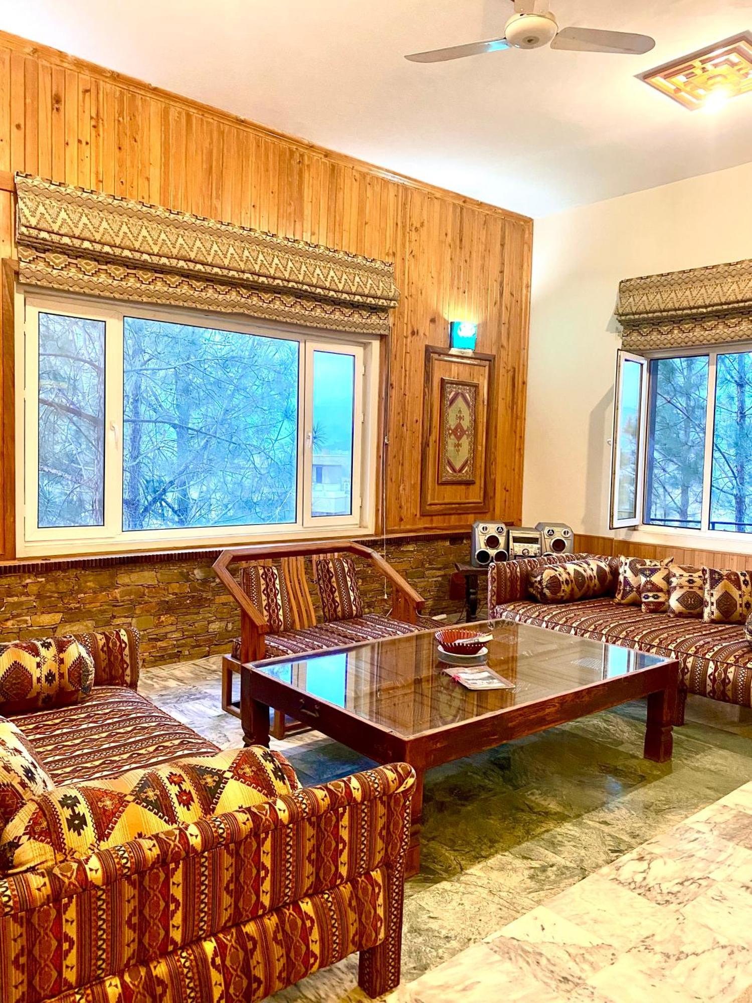 Rock City Resort Saidu Sharif Екстер'єр фото