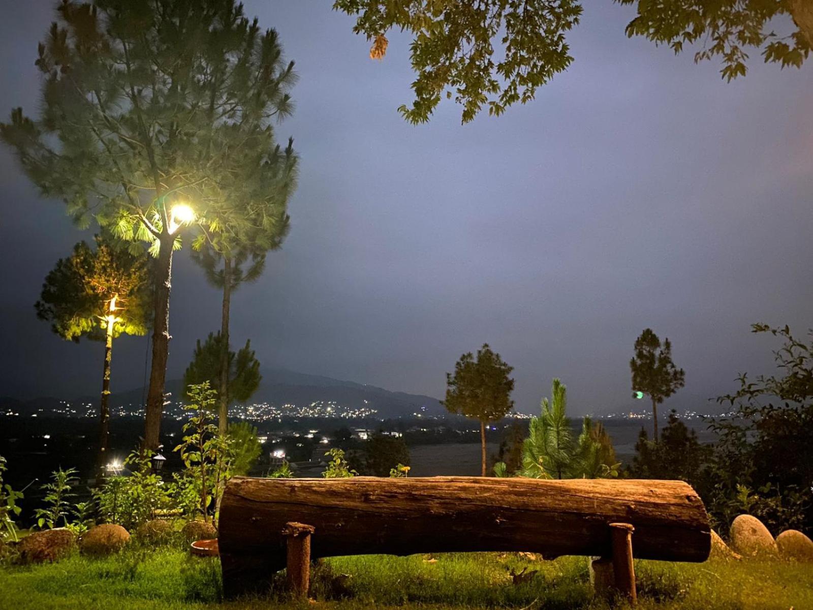 Rock City Resort Saidu Sharif Екстер'єр фото