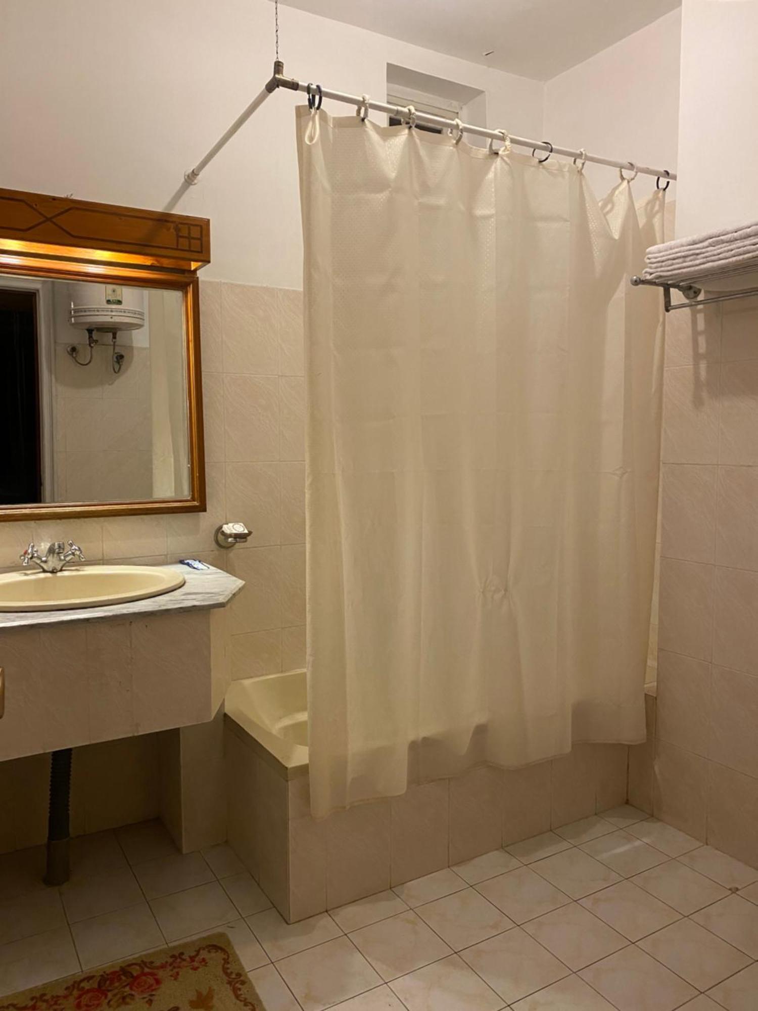Rock City Resort Saidu Sharif Екстер'єр фото